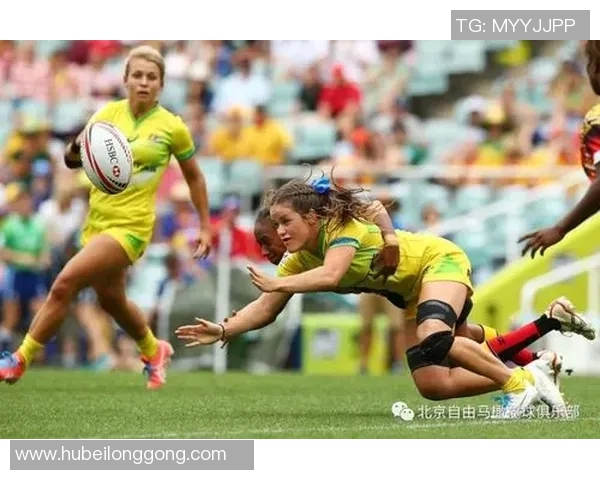 哈卡与奥卢激战正酣谁能在这场对决中笑到最后