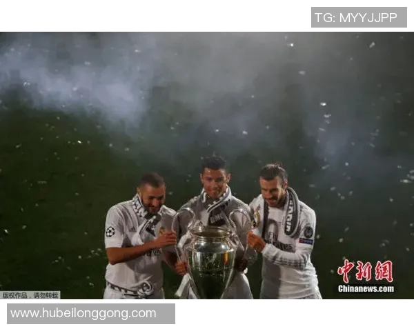 圣乔治与洛克达尔激情对决谁能在赛场上书写胜利传奇